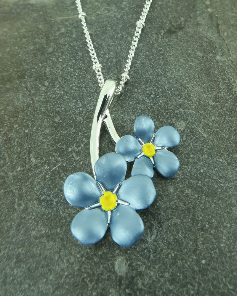 Forget Me Not Double Flower Pendant Necklace
