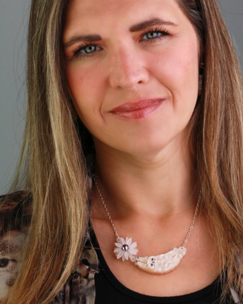 Cat & Big Flower Statement Necklace Black & Cream