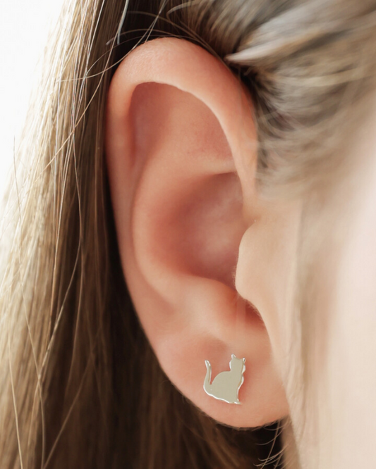Shiny Cat Silver Stud Earrings