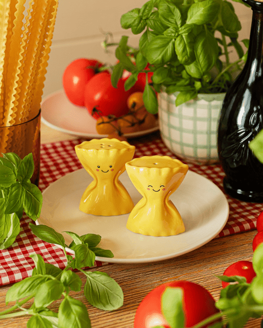 Pasta Farfalle Salt & Pepper Set - Pink Poodle Boutique - XDC722