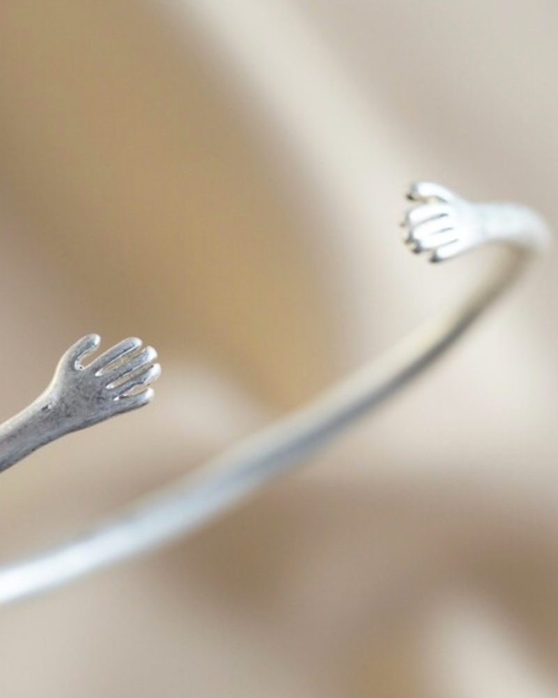 Adjustable Hugging Hands Bangle