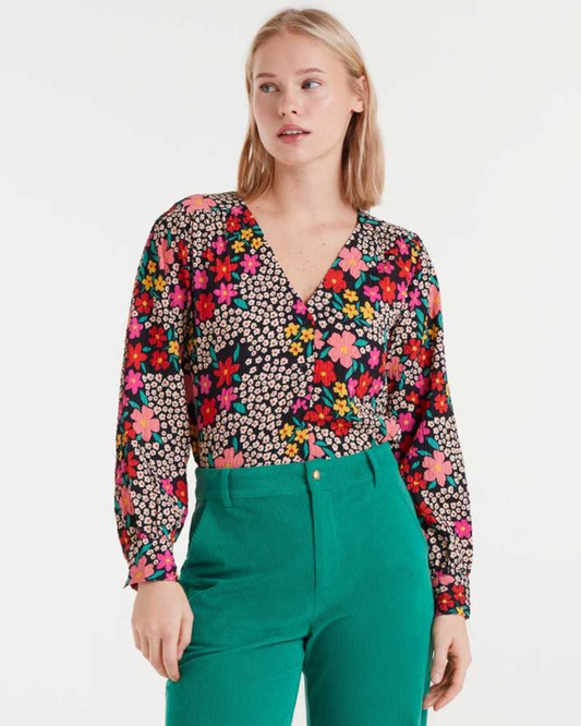 Giardino Seersucker Floral Blouse