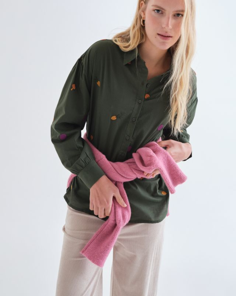 Vegetable Embroidery Shirt in Khaki Compania Fantastica