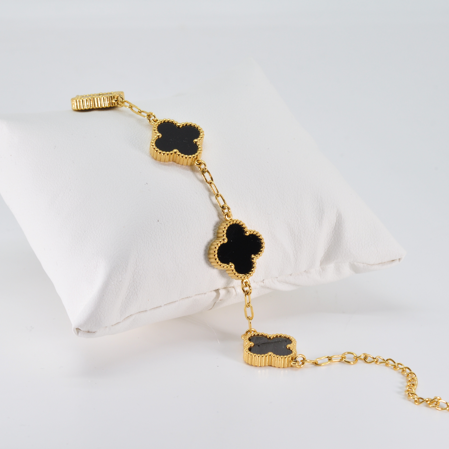 Black Four Leaf Clover Bracelet 18K Gold Plated