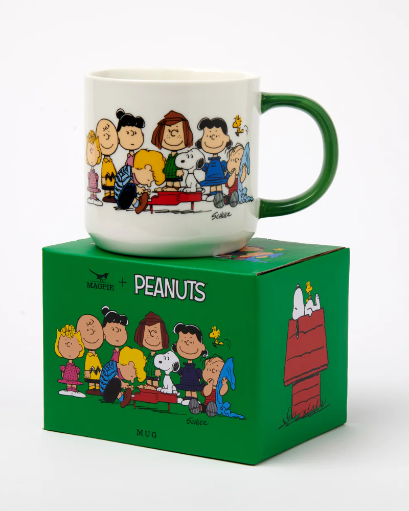 Peanuts Snoopy Gang & House Mug