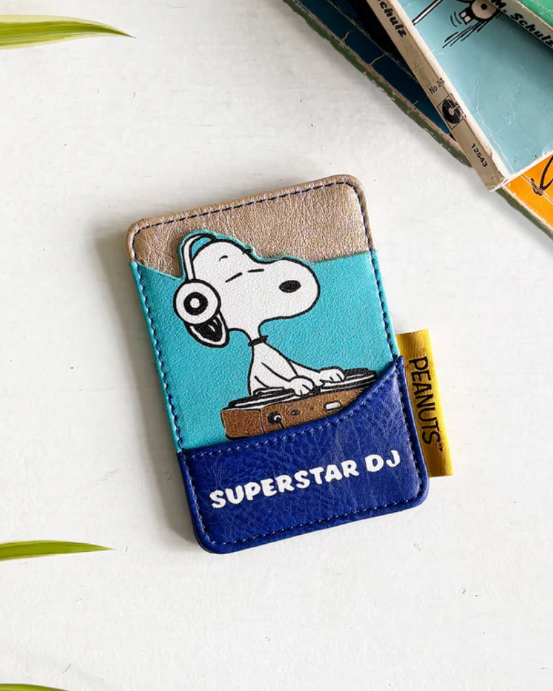 Peanuts Snoopy Superstar DJ Card Holder