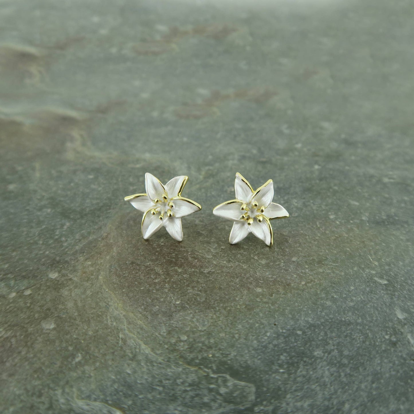 Lily White Flower Post Stud Earrings in Gold