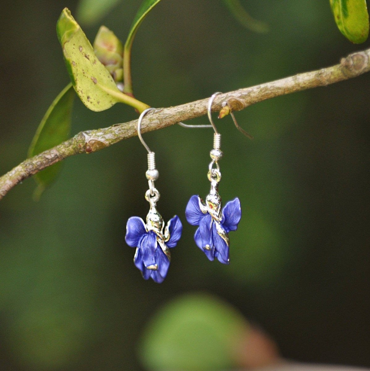 Iris Violet Blue Flower Drop Hook Earring - Pink Poodle Boutique - ATH629
