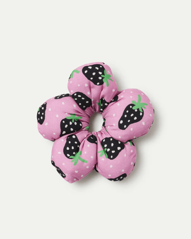 Morango Strawberry Seersucker Scrunchie - Pink Poodle Boutique - 53C/41031
