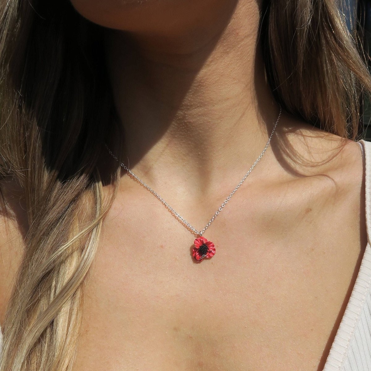 Red Poppy Flower Pendant Necklace - Pink Poodle Boutique - ATH587